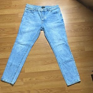 Light wash Tapered fit Jeans (Boohooman)